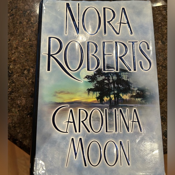 Carolina Moon Book by Nora Roberts - Picture 1 of 2